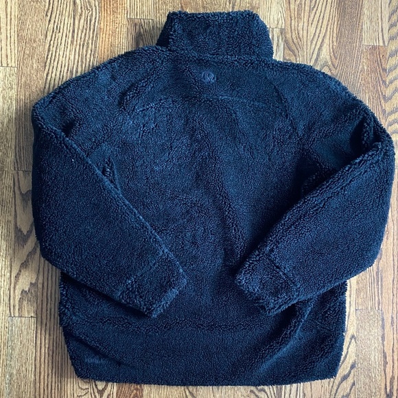Black Lululemon Scuba oversized funnel-neck fleece, M/L. Like new condition - Picture 9 of 12